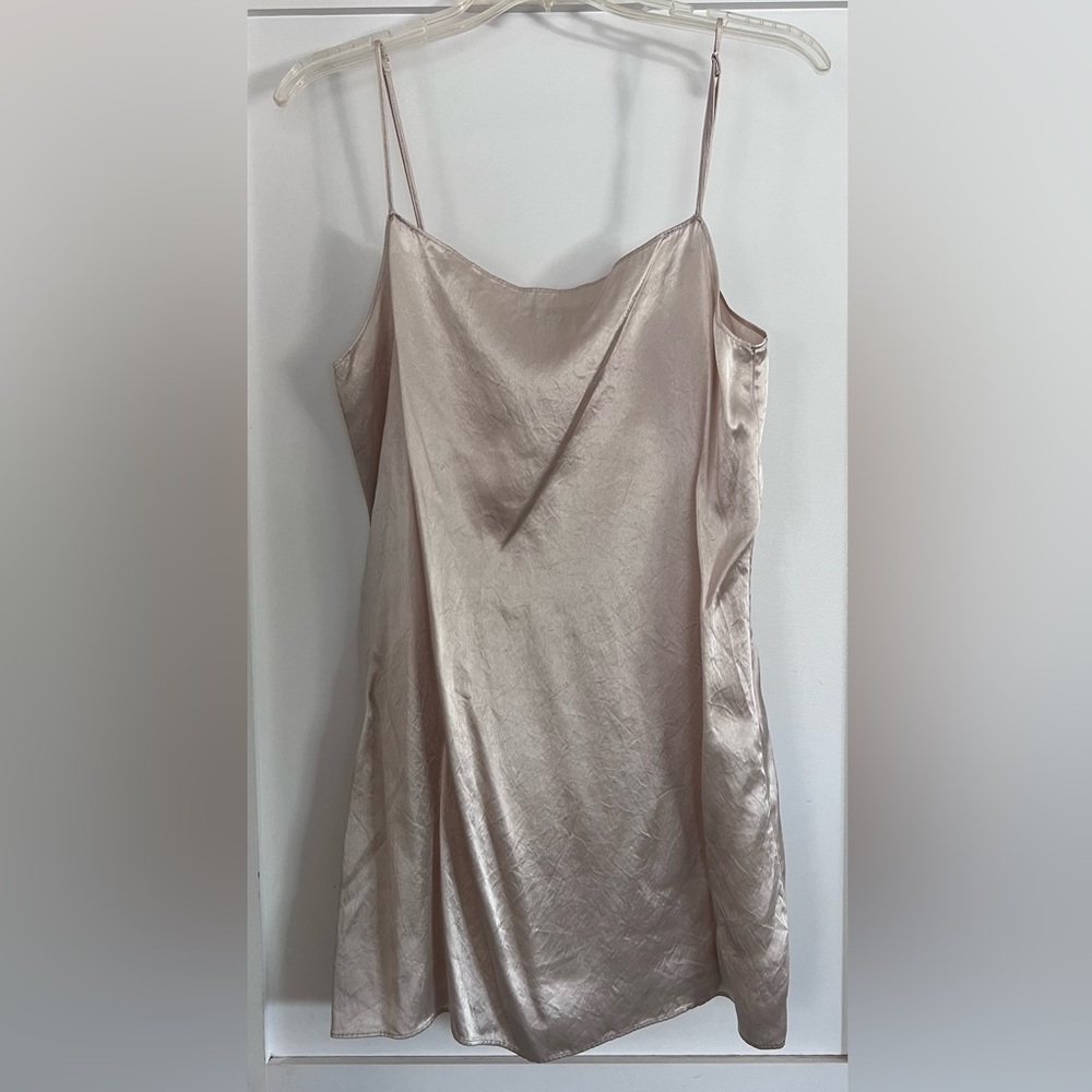 ARITZIA Babaton Label Light Champagne Mini Slip Dresses. Size Medium.